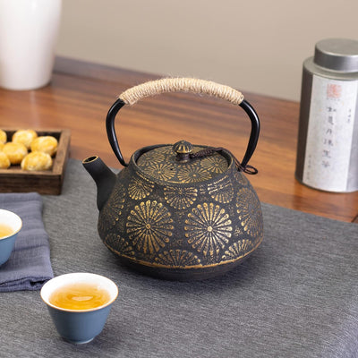 Cast Iron Teapot, Large Capacity 40Oz Tea Kettle with Infuser for Stove Top, Sakura Design Japanese Tea Pot for Loose Leaf Coated with Enameled Interior, 1200Ml Black